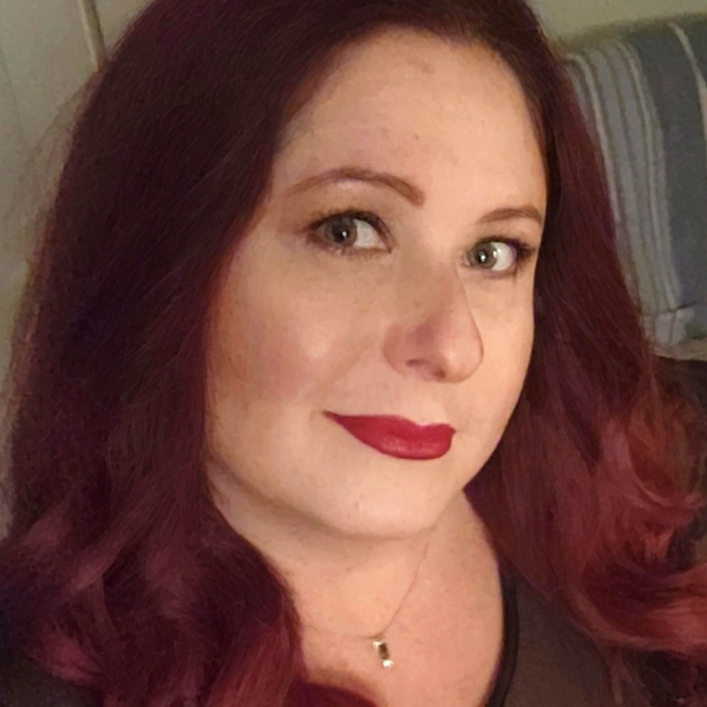 Meet your Posher, Laurie